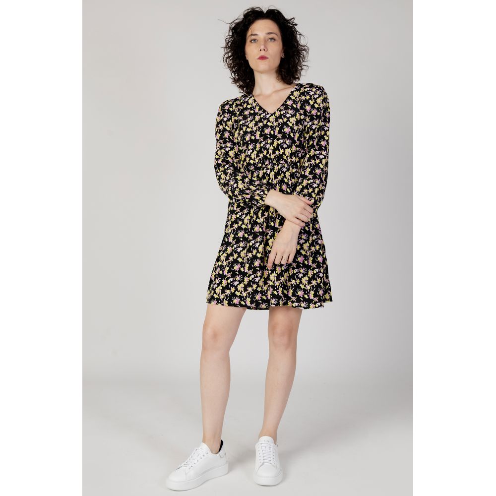 Black Viscose Short